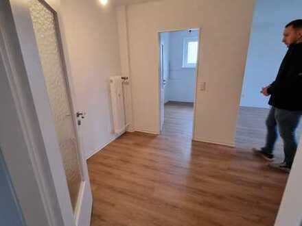 schöne 1-Zimmer-Wohnung mit Balkon in ruhiger Lage, Erstbezug nach Kernsanierung