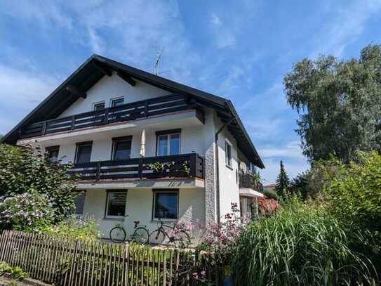 *Provisionsfrei* Charmante 2-Zimmer-Dachgeschosswohnung ab *Juni frei*