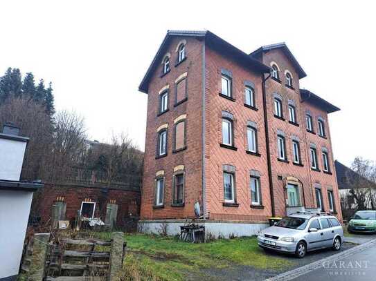 Renovierungsbedürftiges Mehrfamilienhaus in Oberkotzau