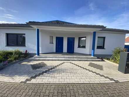 2 1/2 Zimmer Wohnung mit kleiner Hausmeistertätigkeit