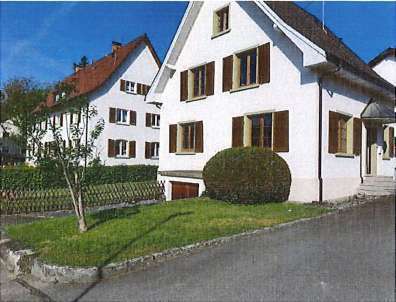 Saniertes Einfamilienhaus mit riesiger Terrasse und großem Garten