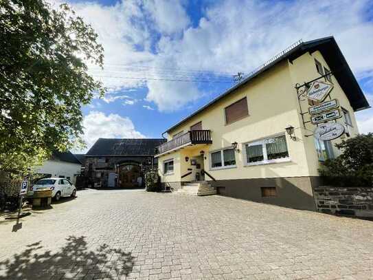 Gemütliches Gasthaus mit Scheune im Westerwald zu verkaufen.