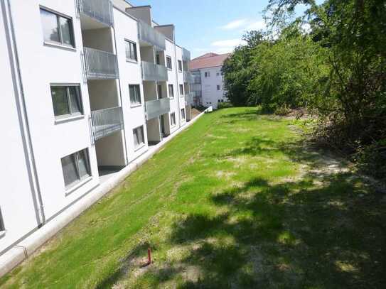 sozialer Wohnungsbau - 59 qm günstige, hochwertige 2-ZKB mit Balkon in Usingen