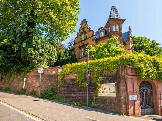 Großzügiges Altbau-Büro mit Schloss- und Neckarblick in Heidelberg