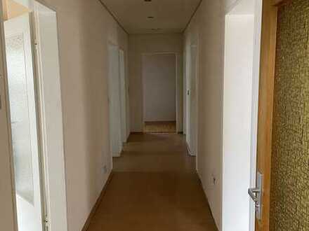 Attraktive 4-Raum-Wohnung mit EBK und Balkon in Weiterstadt