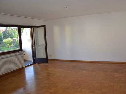 Helle 3-Zimmer-Wohnung mit Balkon und EBK in Aschaffenburg