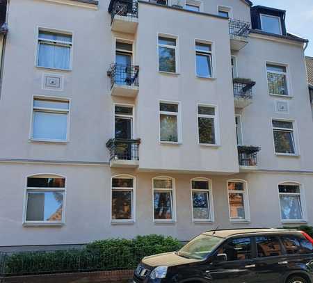 Helle 2-Zimmer-Wohnung mit kleinem Balkon in Hannover-Badenstedt