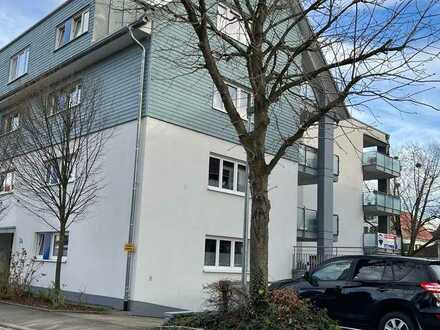 "3-Zimmer-Wohnung mit Aufzug, Balkon und TG in einer Seniorenwohnanlage im Zentrum von Haltingen."