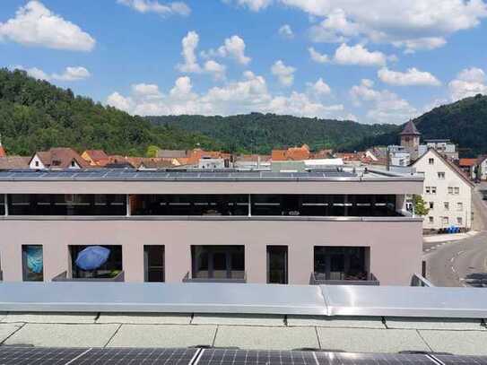 Schöne 4-Raum-Wohnung mit EBK und Dachterrasse in Oberndorf a.N., (W3.2)