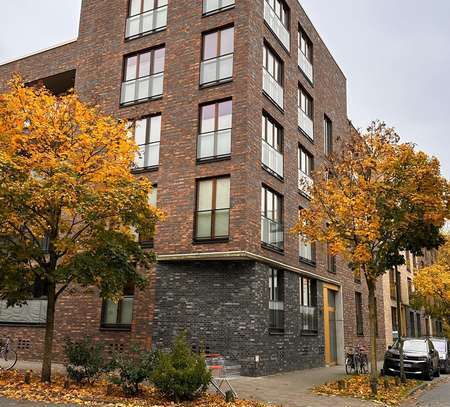 Ruhige 3-Zimmer-Wohnung mit gehobener Innenausstattung mit Balkon und EBK in Hamburg Winterhude