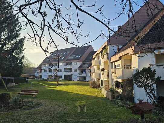 Bezaubernde 3-Zimmer-Wohnung mit weitläufigem, überdachtem Balkon und Tiefgaragenstellplatz