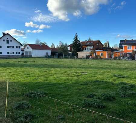 Possitiver Bauvorbescheid Wohnbau BT-Grundstück mit 8 DHH in Bestlage im alten Ortskern