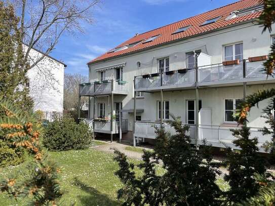 Mit tollem Balkon in Heide-Süd. Eine helle 3-Raum-Wohnung wartet auf neue Bewohner.