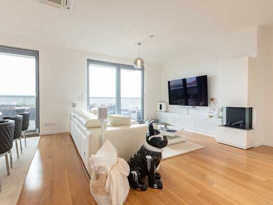 Voll möbliert - LUXUS Penthouse mit Panoramablick | Große Terrasse | Sauna | 2 Bäder | Stellplätze