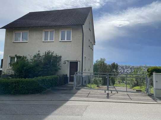 Baugrundstück/Bauernhaus mit vielen Möglichkeiten in ES-Serach