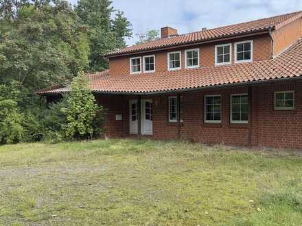 Reitanlage auf 3,4 ha zu verkaufen