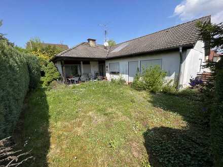 Individuell bebaubares Grundstück mit Abrisshaus