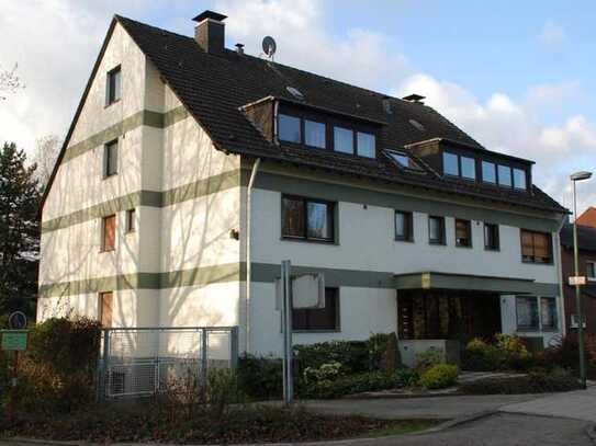 Modernisierte, helle 2,5-Zimmer-DG-Wohnung mit EBK in Bochum Wiemelhausen