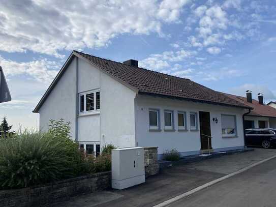 Charmantes Einfamilienhaus mit Traumlage und Panoramablick – Ihr neues Zuhause wartet auf Sie!