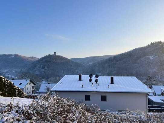 Tolles Grundstück mit traumhaftem Blick auf die Burg Nassau, als Ein- oder Mehrfamilienhaus bebaubar