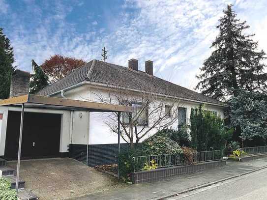Bungalow-Traum: Wohnen auf einer Ebene plus Potenzial im ausgebauten Keller