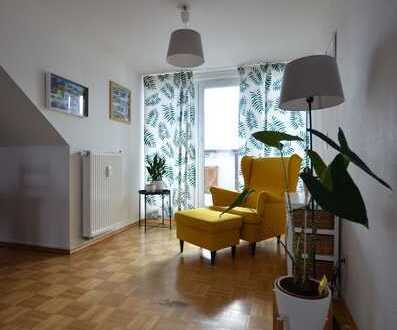 modern*individuell 3-Raum-Wohnung im DG*Balkon*Tageslichtbad