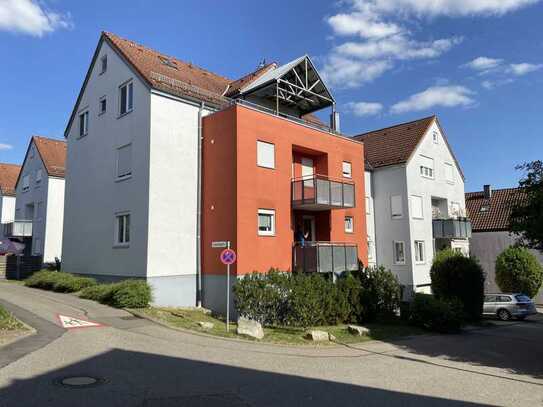 Über den Dächern von Obereisesheim, DG-Wohnung, moderne EBK, Dachterrassen, zzgl. Spitzboden