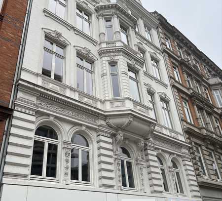 Büro/ Praxis nahe Speicherstadt, Ebphilharmonie, Hafencity, Mönckebergstraße, hochwertig saniert