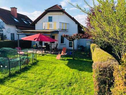TOP! Exklusives Einfamilienhaus in schöner Wohnlage!