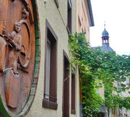 Von privat: Charmantes (Wochenend-) Haus - modern möbliert - komplett ausgestattet - Altstadt Zell