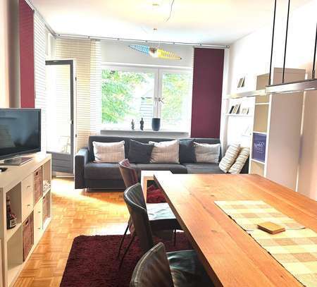 Exklusive, modernisierte 2-Zimmer-Wohnung mit Balkon und EBK in Berlin