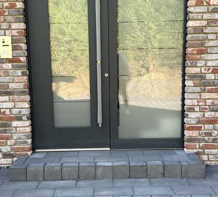 Neubau Wohnung mit Balkon in Bergheim Top Lage!
