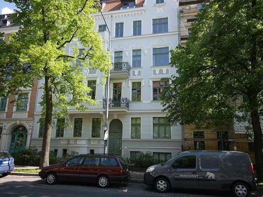 Großzügige 2-Raum-Wohnung mit Balkon in der beliebten Südstadt