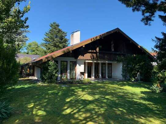 ***Waldkraiburg: Traumhaftes Einfamilienhaus im Landhausstil mit viel Platz für die Familie***