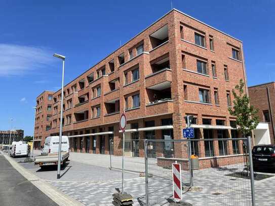 Bäckerei/Café mit exklusiver Außenfläche in der Wasserstadt Limmer