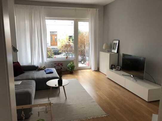 Frankfurt-Westend!Top 2-Zimmerwohnung mit sonnigem Balkon und eigenem Garten!!