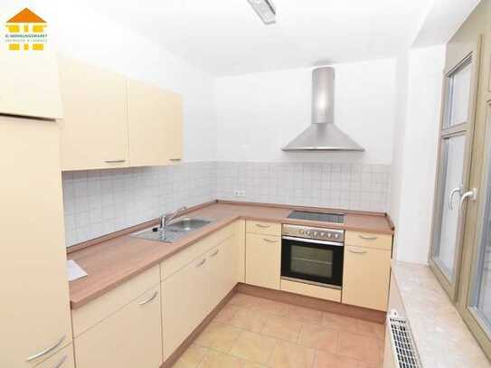 Herrlicher Dachgeschosstraum mit Einbauküche in Citynähe gesucht?