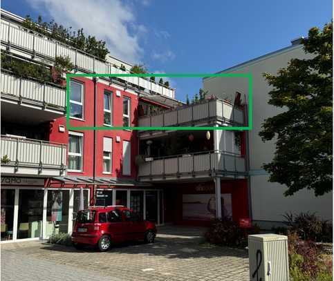 Zentraler geht es nicht! Helle 3-Zimmer mit Dachterrasse in Germering!