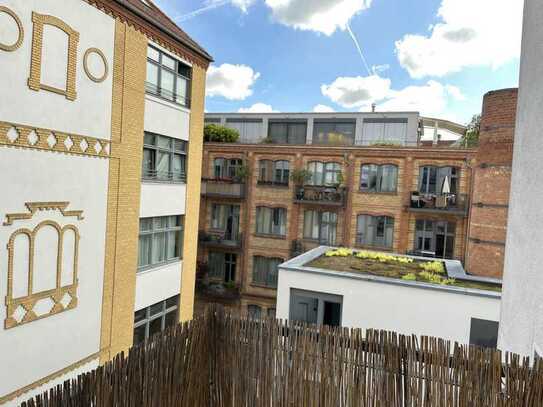 Provisionsfreie Loft-Wohnung in Denkmalimmobilie mit TG-Stellplatz