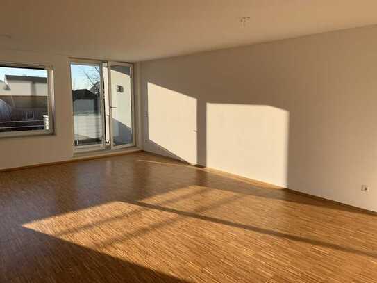 * Reserviert * Moderne 2 Zimmer Single Wohnung mit Balkon in Siegburg