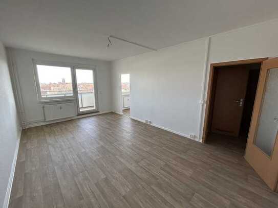 Schön renovierte Singlewohnung mit Balkon!