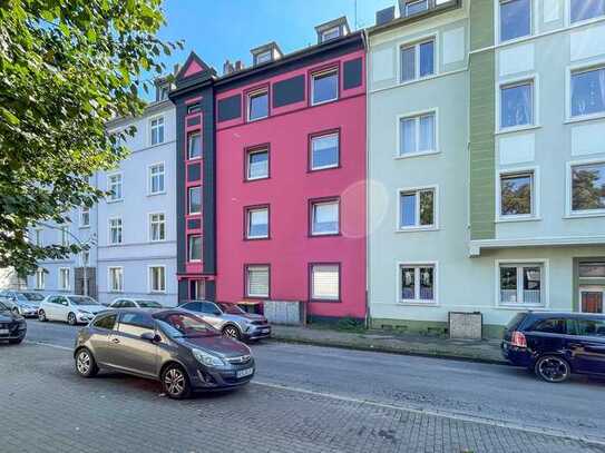 3,5 Zimmer – frisch renoviert – große Küche – Balkon