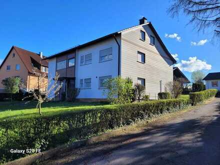 Freistehendes 3 Familienhaus mit viel Potential