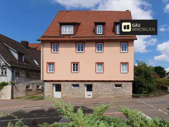 Charmantes denkmalgeschütztes Zweifamilienhaus mit Einliegerwohnung in Leonberg