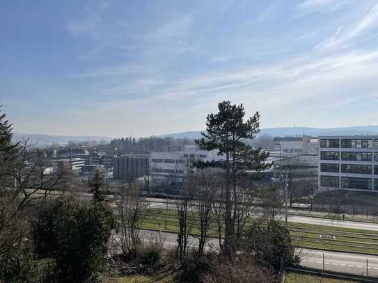 Helle 2-Zimmerwohnung EBK, Balkon. Erstbezug nach Kernsanierung