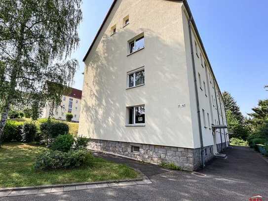 Schöne 3 - Zimmer Wohnung mit Balkon