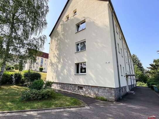 Schöne 3 - Zimmer Wohnung mit Balkon