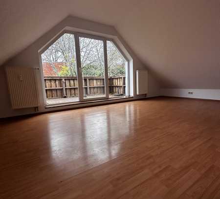 Vollständig renovierte 2-Raum-Wohnung mit Balkon in Schleswig