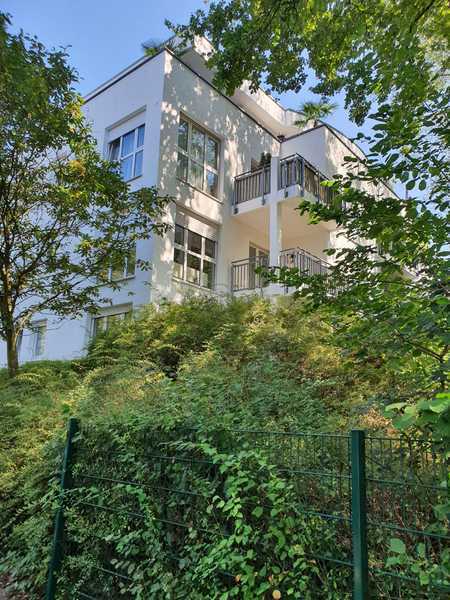                                                               Sch&ouml;ne lichtdurchflutete drei Zimmer Wohnung                                                       in Bieber (Offenbach am Main)