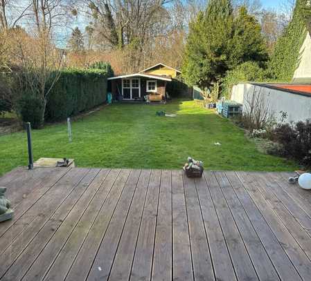 wunderschöne Erdgeschoss Wohnung mit großem Garten